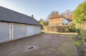 Photo 15- click for photo gallery